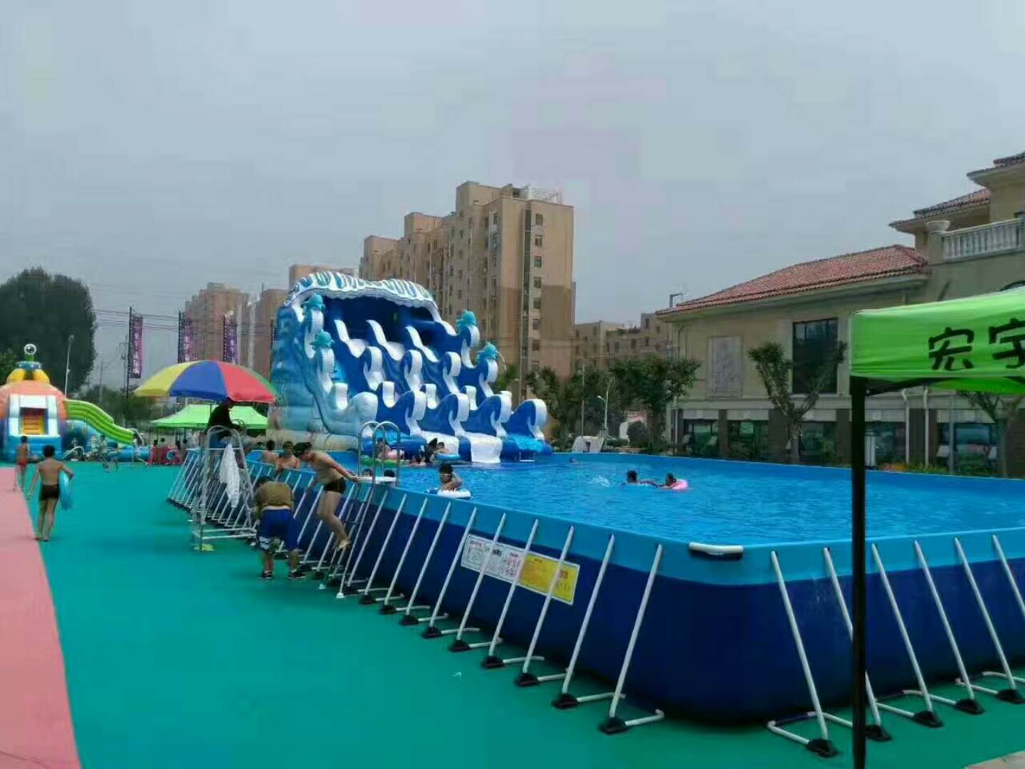 4道水滑梯+支架水池.jpg